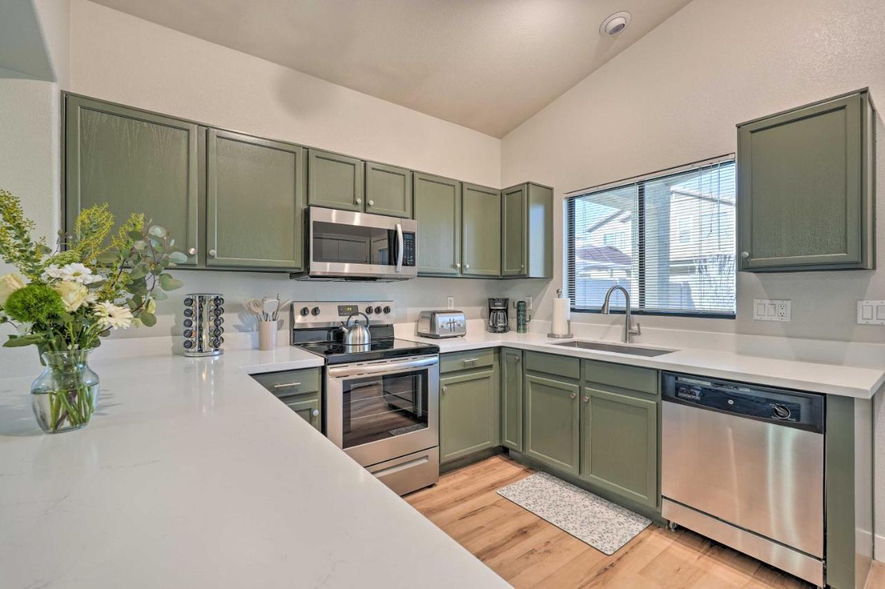 Sunlit Peoria Vacation Rental With Private Yard Zewnętrze zdjęcie